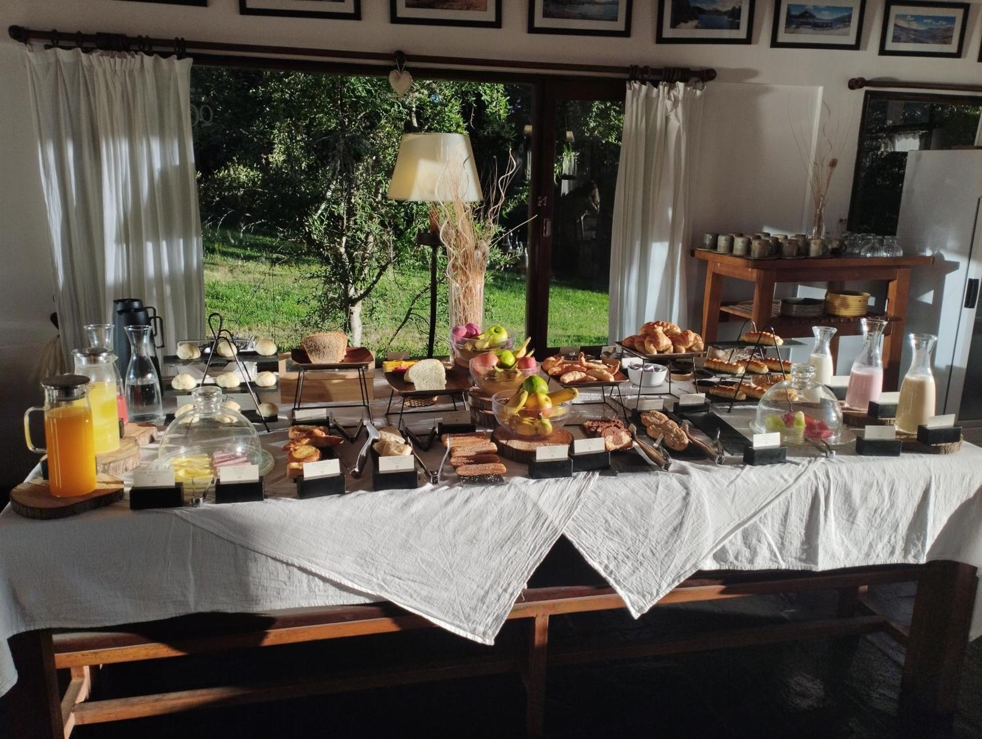 Hosteria El Condado San Carlos de Bariloche Eksteriør billede